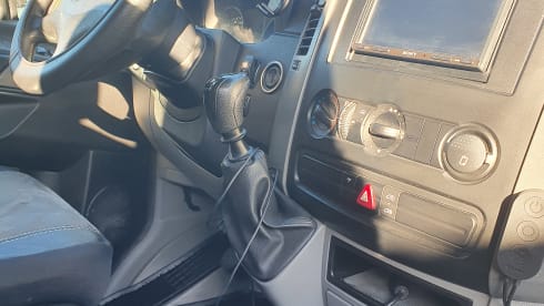 CHALO – Self-built camper with great attention to detail