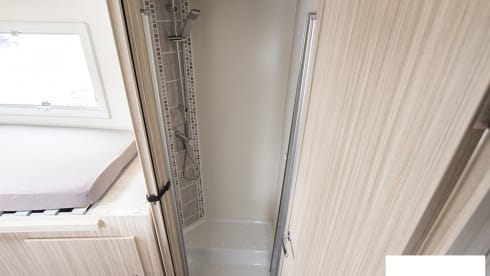 T-Loft 530 – Camper 5 posti Elnagh T-Loft 530 - 7,45 mt.