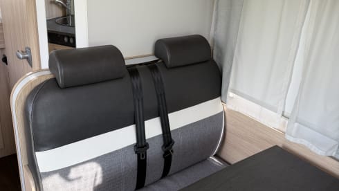 Capron Sunlight T60 – 3p Sunlight semi-integrated uit 2019