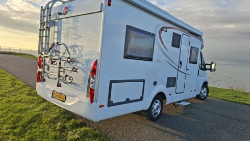 De Vrijbuiter – 2p Bürstner halbintegriert ab 2011