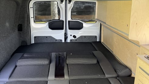 HNB-47-G – 2p Fixxter campervan from 2019