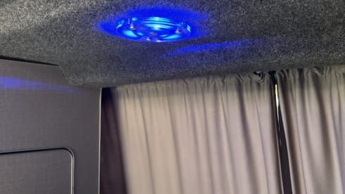 Hartland – VW Transporter T5.1 - 4 berth plus optional awning