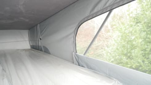 Chausson 6, Bus Camper 6 Mtr With Sleeping Lifting Roof, Up To 6 Pers Sleep!!