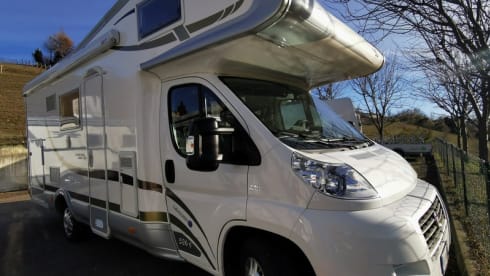 Christian  – Camper MC LUISE 2.2 130 HP 6 seats