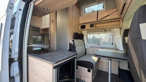 Possl Vario 2 win  – New Pössl camper automatic luxury 2 to 4 persons