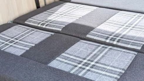 hamish – 2 berth Volkswagen campervan from 2010