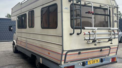 Sunrise – 5p Peugeot alcove from 1988