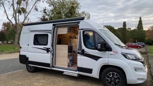 Amusanté – 2p Fiat bus from 2021 Automatic