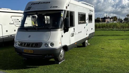 CamEsman E650 – 4p Hymer integrated uit 1997