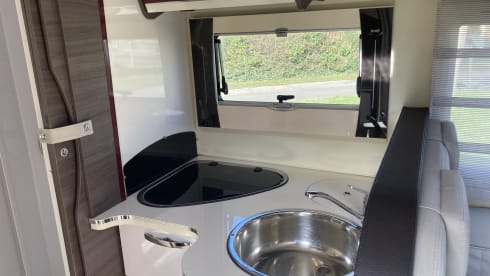4p McLouis semi-integrated from 2017