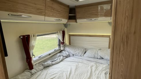 Pilote P710 Luxury 4 Berth • Otley Pickup • Explore Yorkshire Dales
