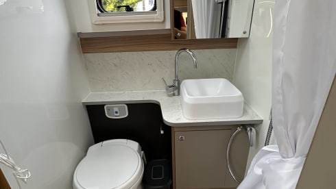 Daisy – 4 berth Bailey Adamo 75-4DL motorhome from 2026