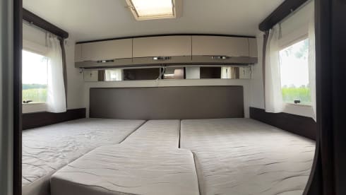 5p Benimar alcove uit 2020