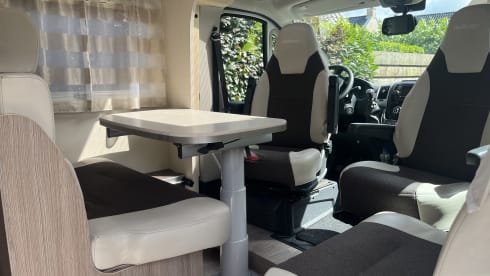 5p Challenger semi-integrated uit 2016