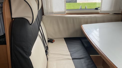 LMC Breezer – 4p LMC Teilintegrierter ab 2013