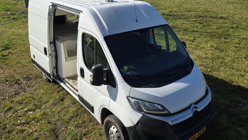 Bravo – 2p off-grid camper (conversion 2024)
