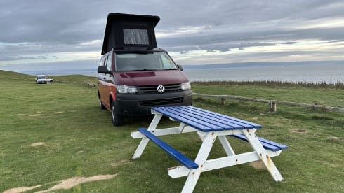 Sun Chaser – 4 berth Volkswagen campervan from 2011