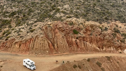 Kronos 284TL – Autocaravana en Alicante/ Torrevieja desde 100€/noche — ¡Vuela y conduce!