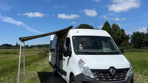 CosyCabin on Wheels – Brand New 3p Renault Master Campervan (2025) 