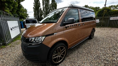 YT72KEU – 4 berth Volkswagen Campervan London - Romford