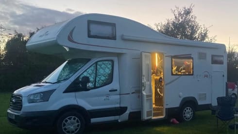 Roulotte Roller Team Zefiro 765 a 6 posti letto del 2018