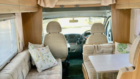 Maisie – Lovely motorhome with everything you need.