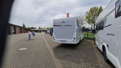 Wunderschönes Integrietes Vollausgestattetes Wohnmobil zu vermieten