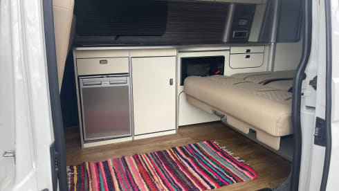 Daisy – 4 berth Volkswagen campervan from 2016
