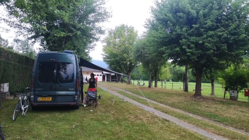 Bussie/rustig aan wagen – 2p Renault bus from 2003: For sporty wind campers