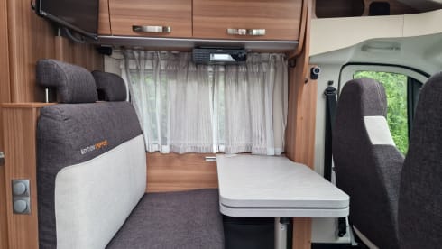 Pepper – 2p Weinsberg semi-integrated from 2018