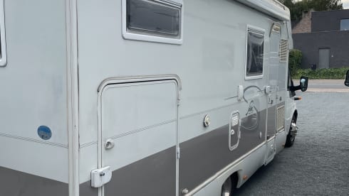 Rimor  – Ford transit 2.4 140pk - Rimor sailor 645