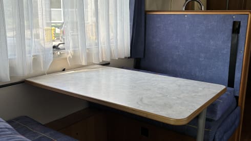 Noleggio Camper 7 Posti - Spazioso e Confortevole!