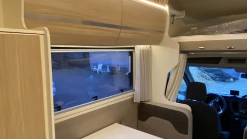 Evo – Very nice and well-kept 7-8 sleeper