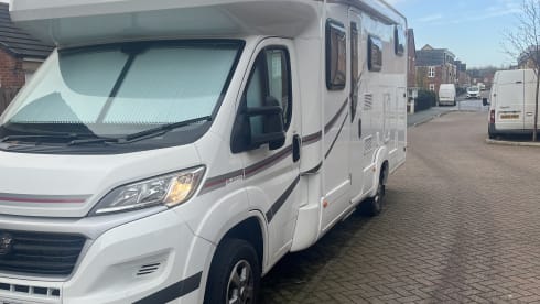 6 berth Fiat alcove from 2019