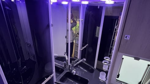 Karen the PeakTrail Explorer – 6 berth Chausson Flash C646 from 2019