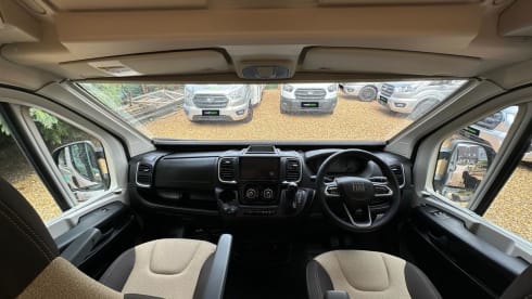 Es Vedra – Roller Team Livingstone 2 automatico 2+1 posti letto 2025
