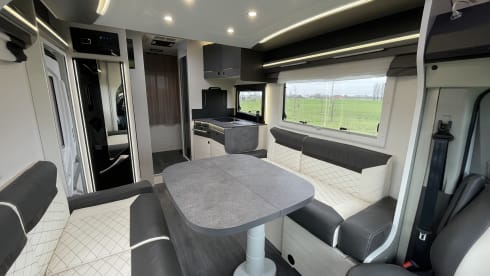 4p Challenger 380