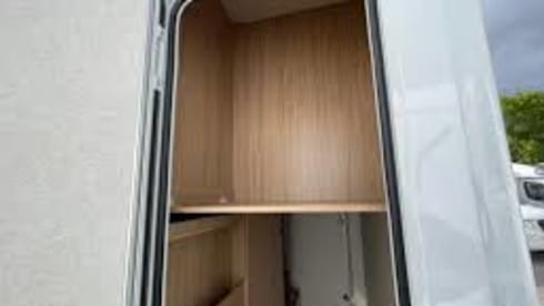 Superdelux campertje – 2p Pilote P690D EXPRESSION semi-integrated from 2025