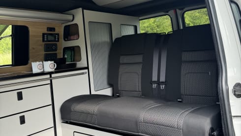 🤎 NOVA 🤎 – 4 berth Volkswagen campervan from 2019