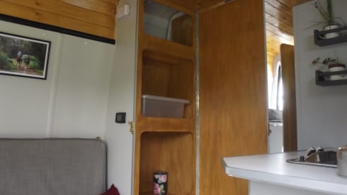 Family Friendly Off Grid Campervan (sleeps 5)