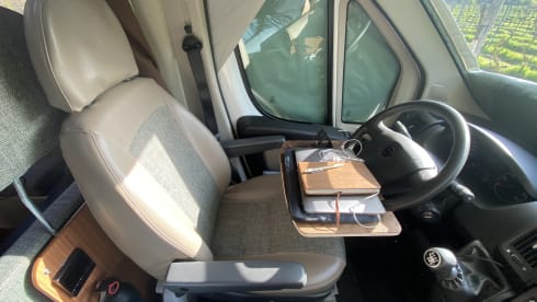 NU+ – 4p Adria Mobil alcôve de 2012