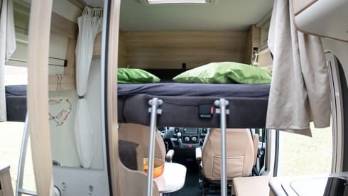 Dreamer – Dreamer Rapido Family Van Select 250