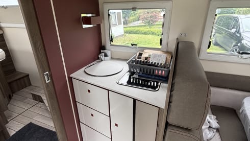 Roller Team Kronos 266 Spring Edition – 5p Roller Team semi-integrated uit 2026