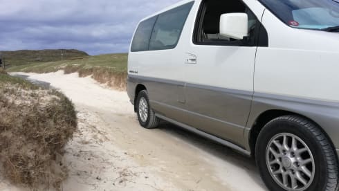Kiwi  – Unique Japanese 4X4 Campervan