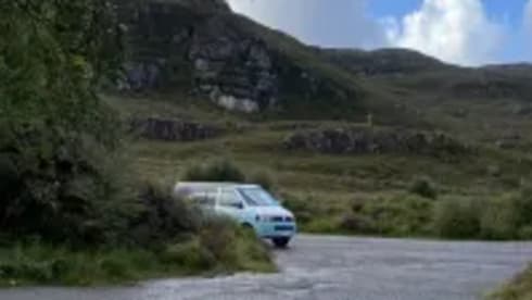 Daisy Dub – Stunning T5 Campervan conversion- Daisy 
