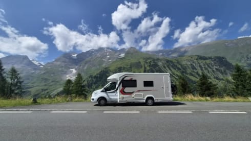 4p Challenger semi-integrated uit 2020