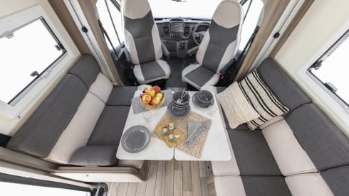 Canna – 2 berth Roller Team 2025