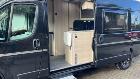 Lola – 2 berth Autotrail campervan