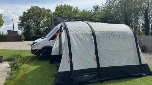Mr Adventure  – 2 berth Mercedes-Benz Adventure Van