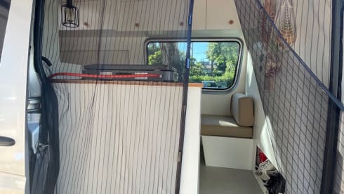 Mercy – Mercedes camper van for 3 persons